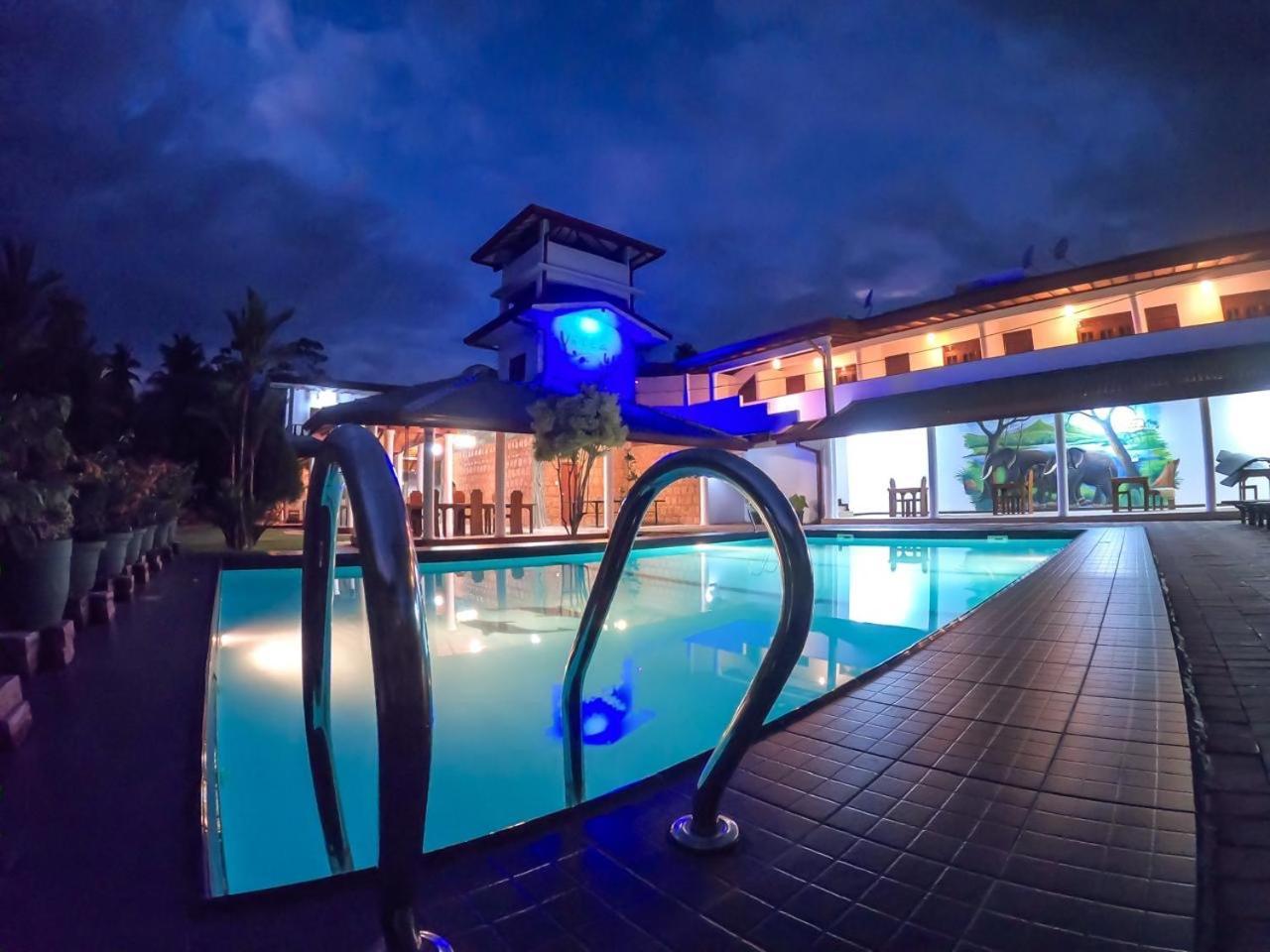 Villa 4U Бентота Екстер'єр фото